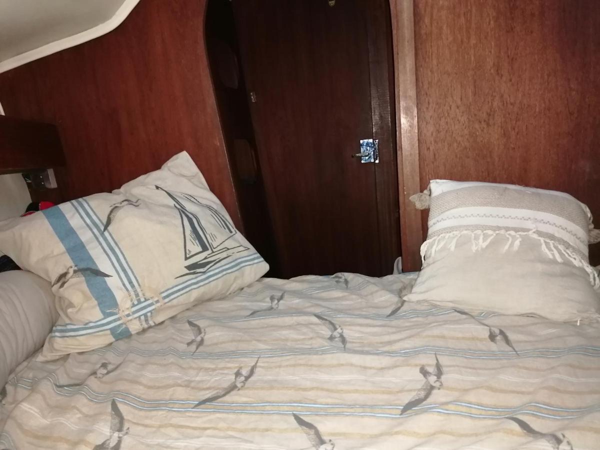 Voilier De Charme A Quai Hotel Saint-Raphaël Eksteriør billede