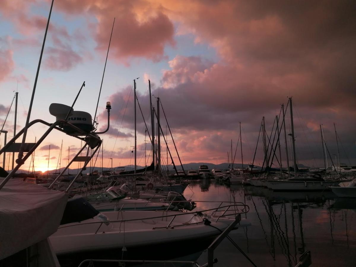 Voilier De Charme A Quai Hotel Saint-Raphaël Eksteriør billede