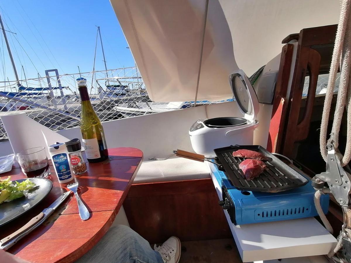 Voilier De Charme A Quai Hotel Saint-Raphaël Eksteriør billede